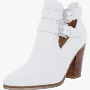 Liz Claiborne Camelia boots